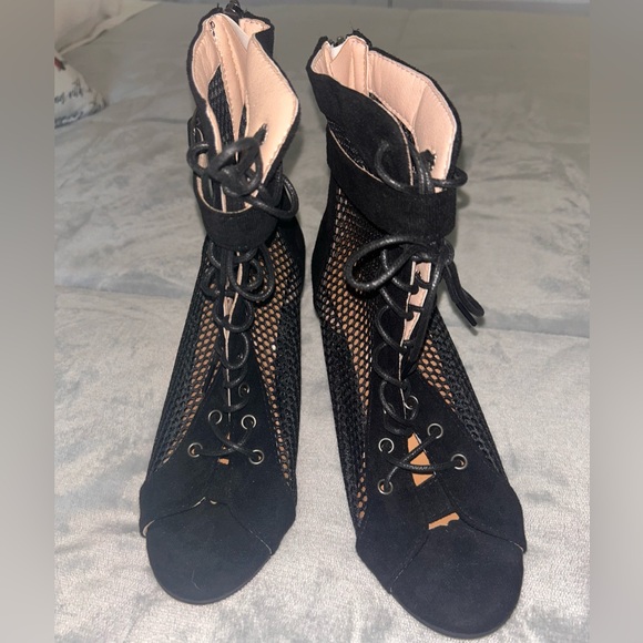 Shoes - Peep toe mesh, high heel booty.